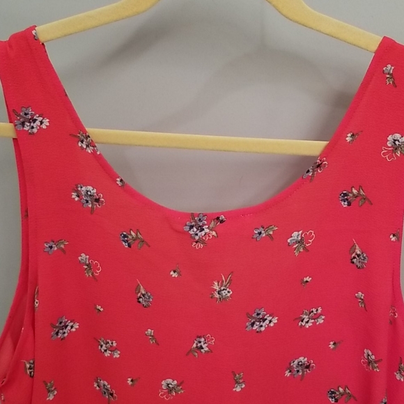 Gypsy & Jade Sleeveless Coral Red Print Top in 1X - Picture 9 of 10